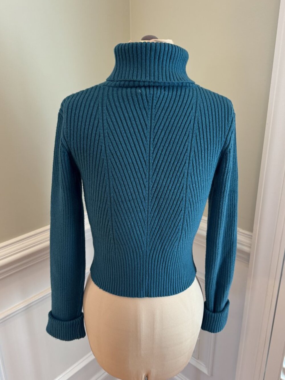 Sincerely Jules Cropped Turquoise Turtleneck Sweater - Size M - Picture 2 of 4